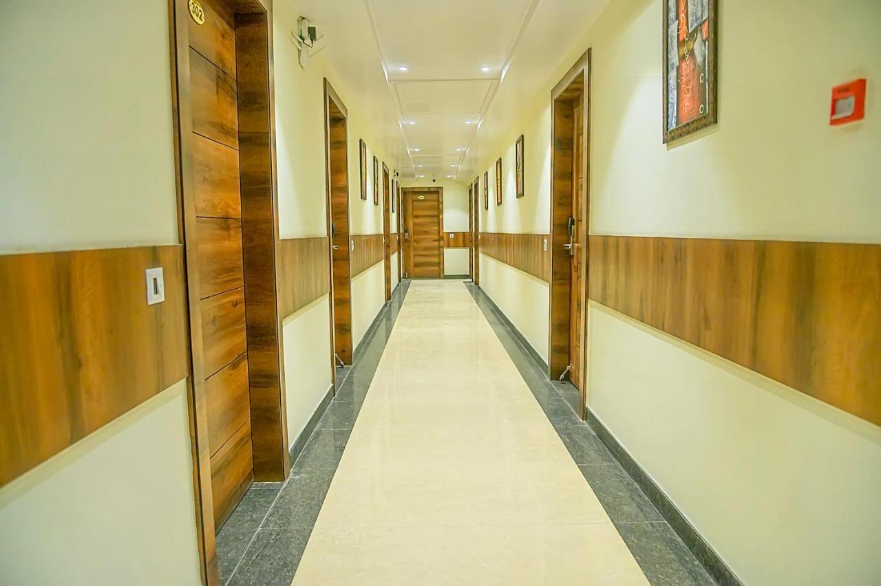 Hotel Hira Inn Allāhābād Junction Exterior foto